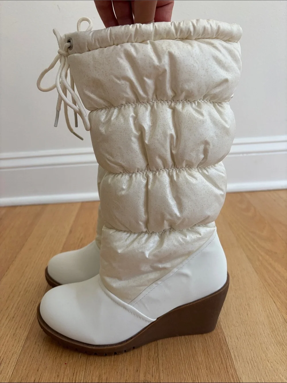 Mudd Cream Quilted Puffer Lace-Top Winter Boots